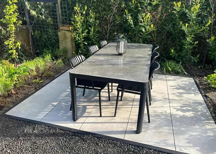 بيت للعطل Quiet And Spacious